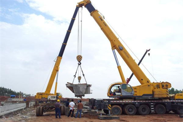 新疆本地大型吊装公司